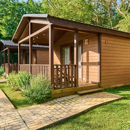 Camping-bungalow La Vall De Campmajor Camping Sant Miquel de Campmajor