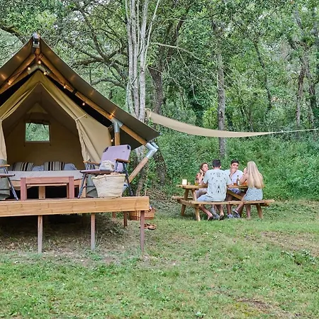 Holacamp Vall Natura Campingplads Sant Miquel de Campmajor